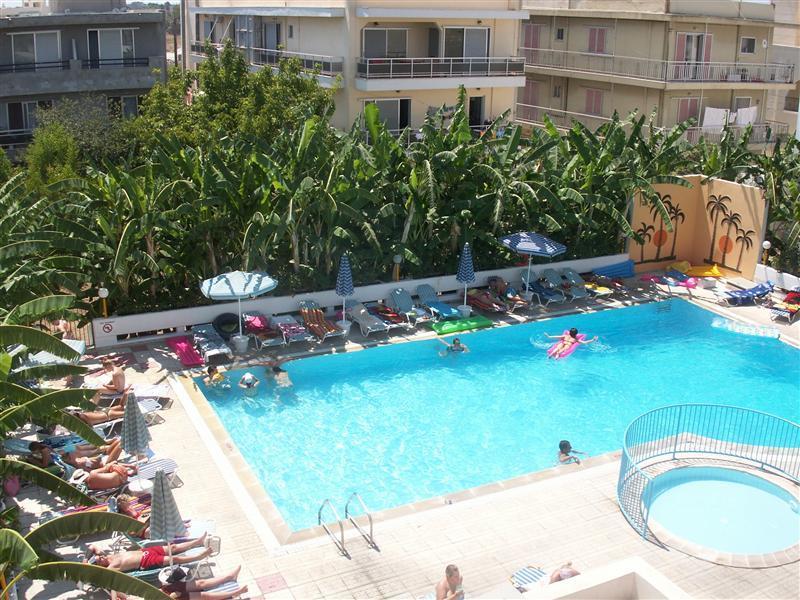 Imperial Hotel And Apartments Kosz Kültér fotó